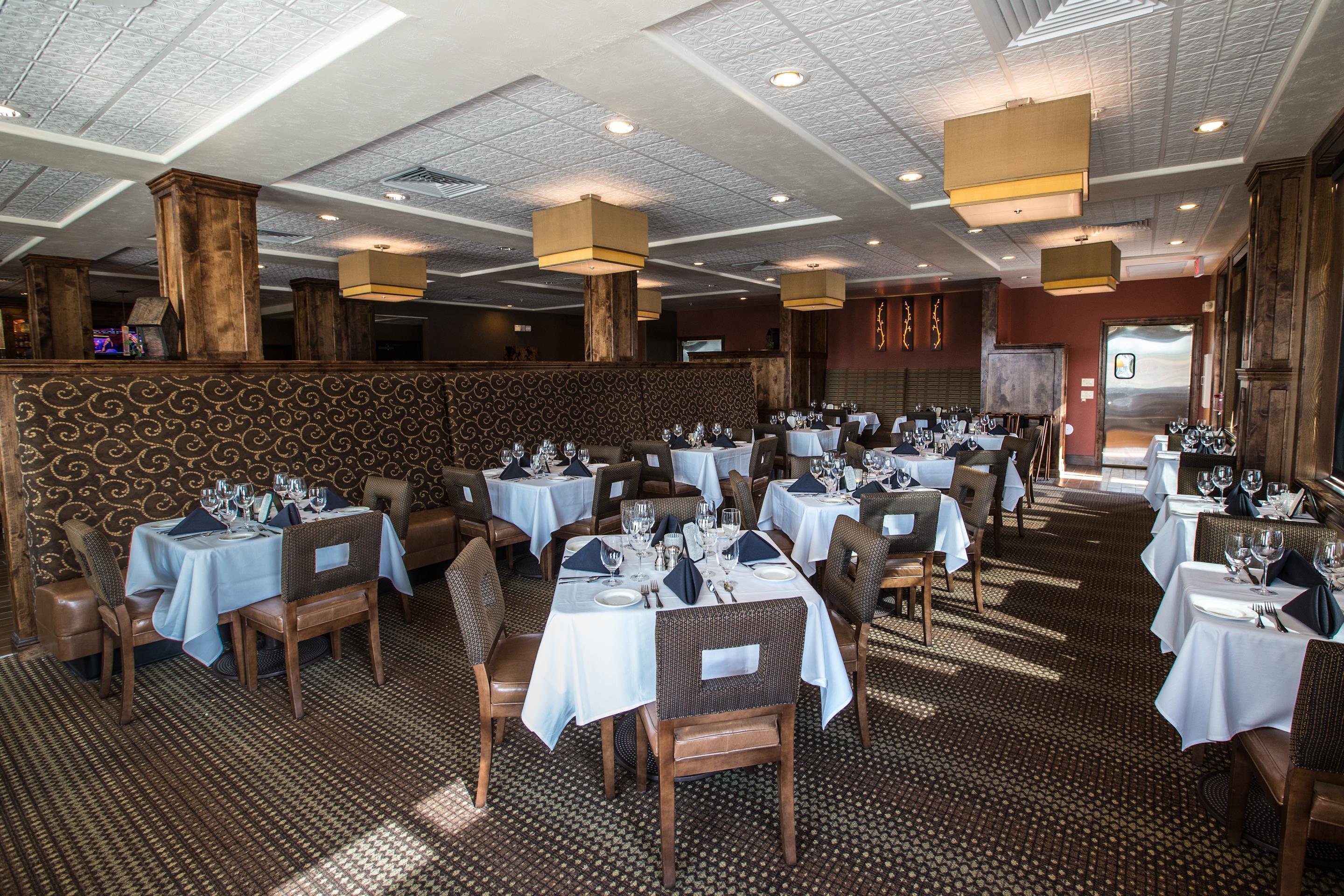Best Western Premier Ivy Inn & Suites Cody Restaurant photo